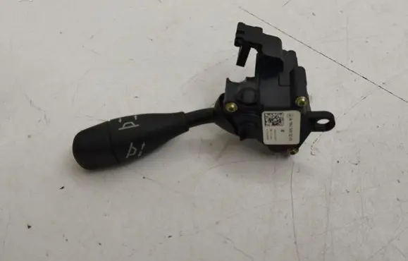 Mercedes-Benz ML W164 Steering wheel adjustment handle/lever A1645403245