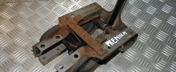 Renault Laguna I Steering wheel axle 5010557723