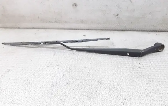 SsangYong Kyron Front wiper blade arm