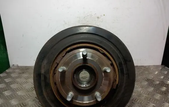 Jeep Grand Cherokee Rear wheel hub 04877112AB