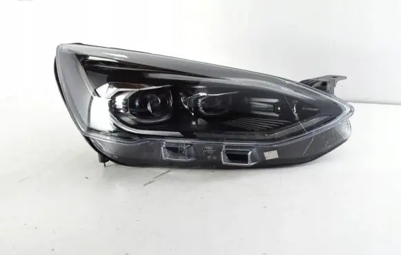 Ford Focus Headlight/headlamp jx7b13e016aj