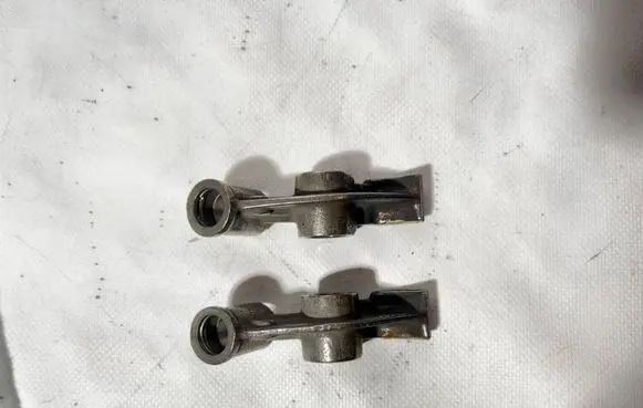 Mercedes-Benz E W124 Piston A1030501033
