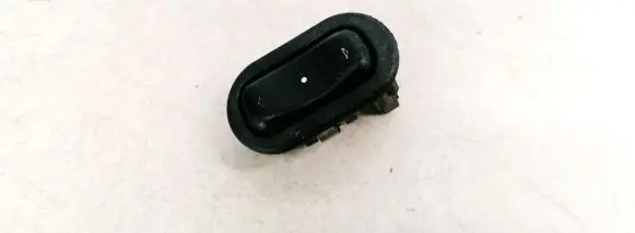 Opel Zafira A Electric window control switch 90561388