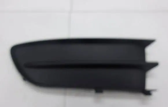 Renault Laguna II Front bumper lower grill 000009693