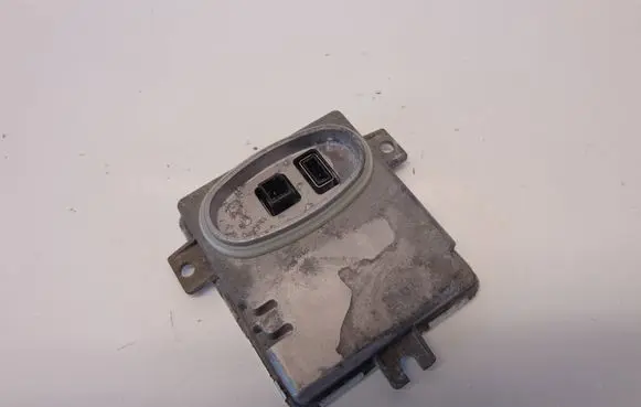 Volvo XC70 Xenon control unit/module 6948180