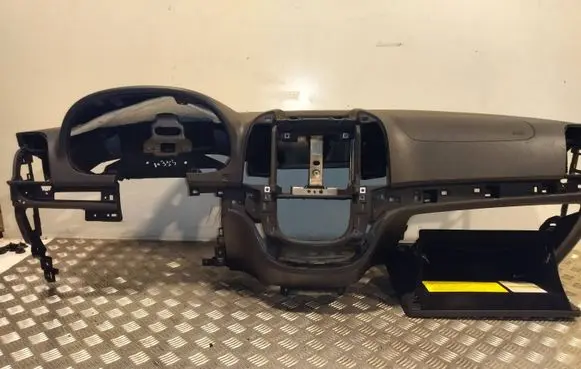 Hyundai Santa Fe Dashboard