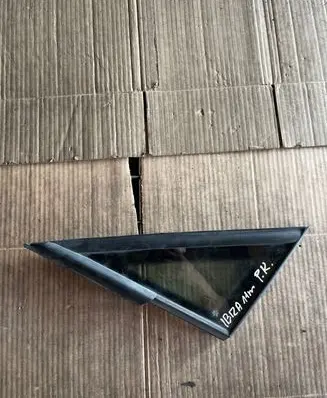 Seat Ibiza IV (6J,6P) Front triangle window/glass 