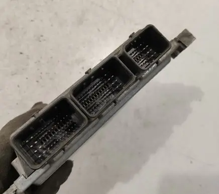 Renault Megane II Engine control unit/module ECU 8200766462 S122326111
