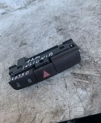 Opel Insignia A Hazard light switch 13324595