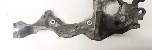 Audi A3 S3 8V Engine mounting bracket 04L903143B