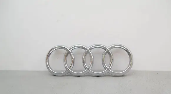 Audi Q7 4M Manufacturer badge logo/emblem 4M0853605