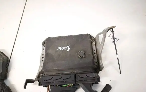 Toyota Auris 150 Engine control unit/module 8966102d71 89661-02d71