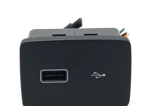 Fiat Tipo USB socket connector 07356974930