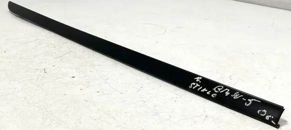BMW 5 E60 E61 Windshield trim