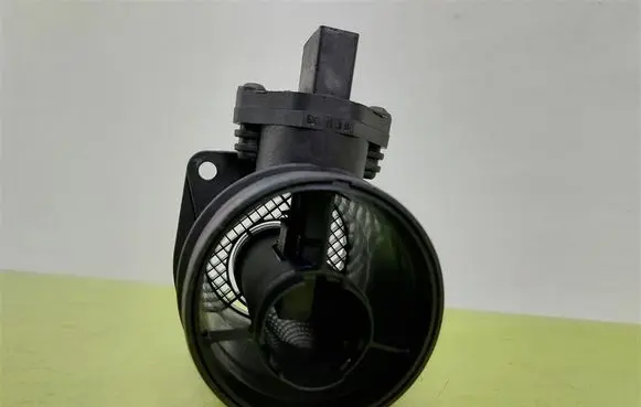 Dodge Caliber Mass air flow meter 05033320AA