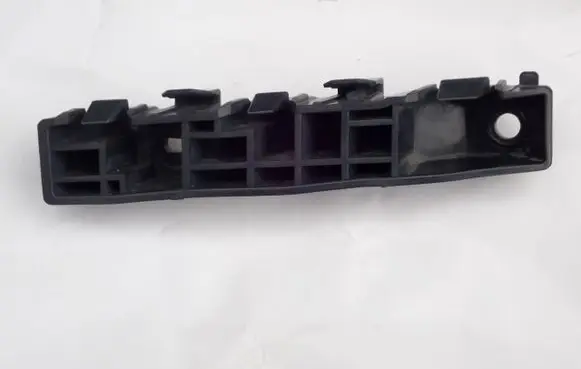 Hyundai ix20 Front bumper mounting bracket 18158128535