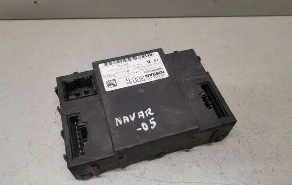 Nissan Navara D40 Comfort/convenience module 284B2EB300