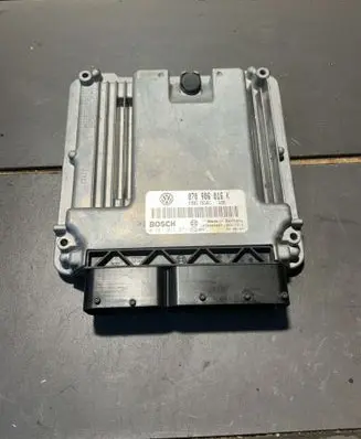 Volkswagen Transporter - Caravelle T5 Engine control unit/module 070906016K 0281011271 1039S06047