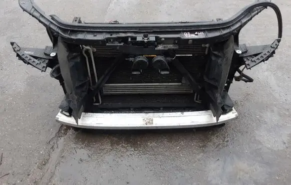 Audi Q7 4L Radiator support slam panel