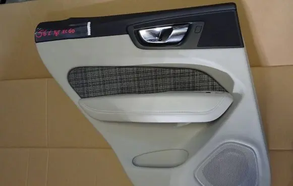Volvo XC60 Coupe rear side trim panel 