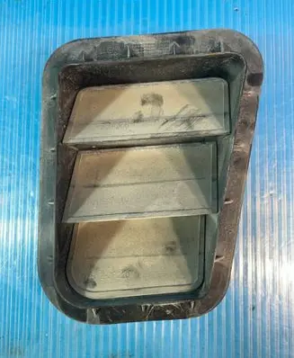 KIA Ceed Quarter panel pressure vent 975102F200