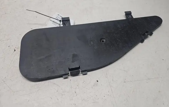 Opel Zafira A Fuse box cover 90582535