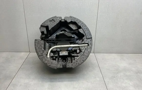 Skoda Octavia Mk3 (5E) Lift Jack 5E0012115F