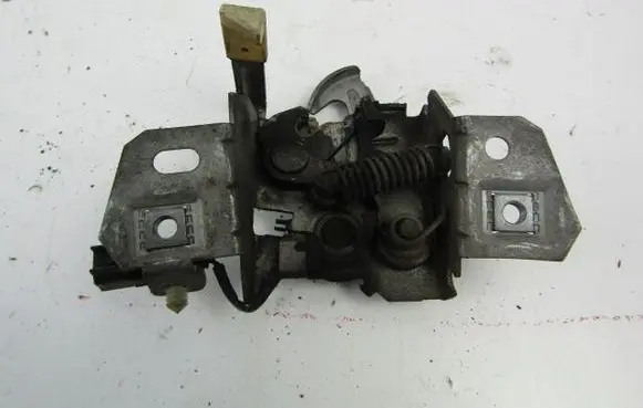 Volvo S40 Engine bonnet/hood lock/catch 30716529