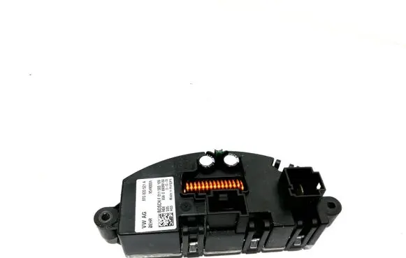 Audi RS4 Heater blower motor/fan resistor 8T0820521A X5490004 F011500109