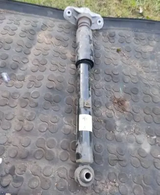 KIA Stinger Rear shock absorber/damper 55300 J5220