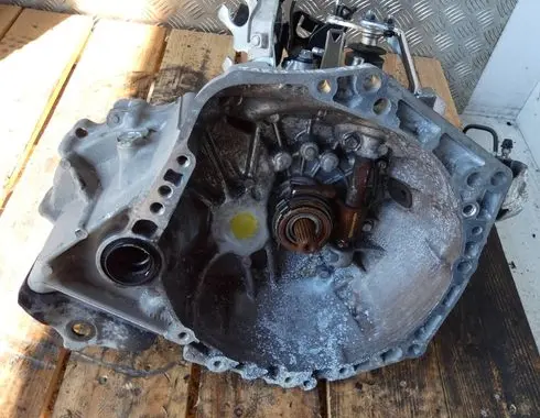 Toyota Aygo AB10 Manual 5 speed gearbox 20TT55