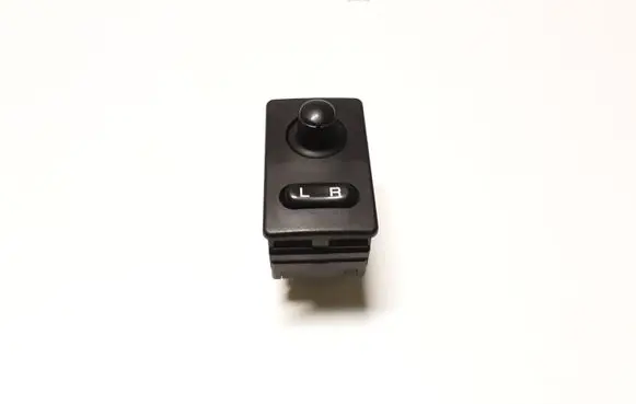 Nissan Patrol Y61 Wing mirror switch 92260