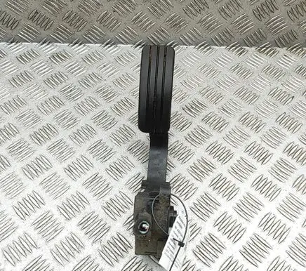 Opel Vivaro Accelerator throttle pedal 180020024R