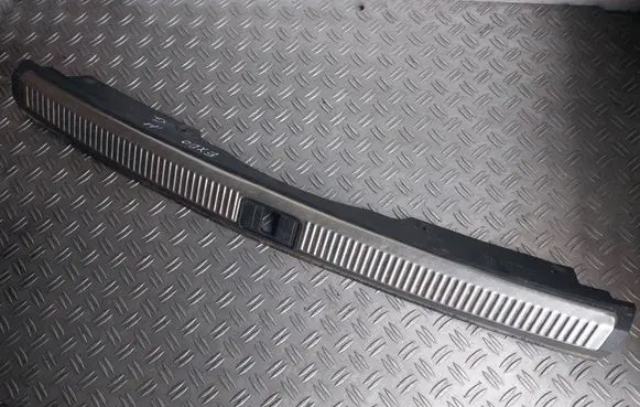 Seat Exeo (3R) Trunk/boot sill cover protection 8E9864483C