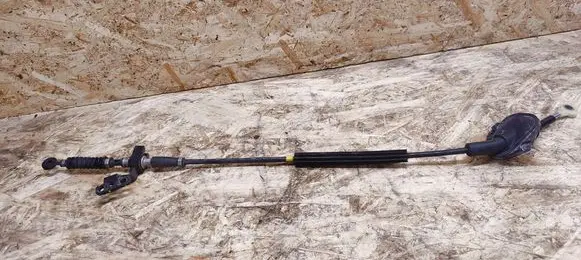 KIA Stinger Gear shift cable linkage J52007L04