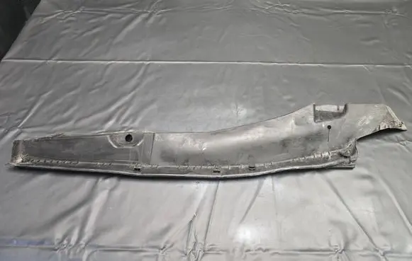 Fender end trim