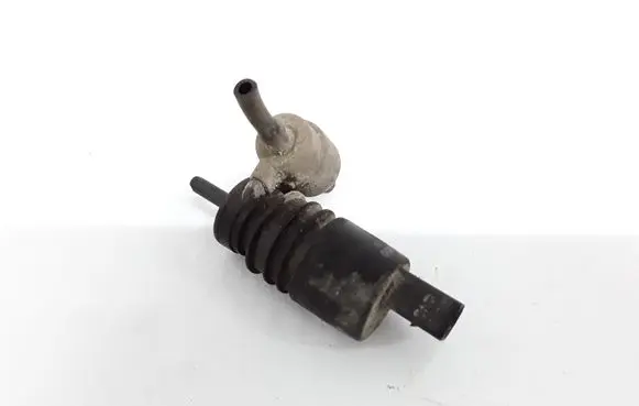 Mitsubishi Outlander Windscreen/windshield washer pump 3043125
