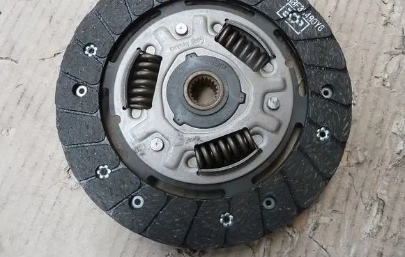 Clutch pressure plate