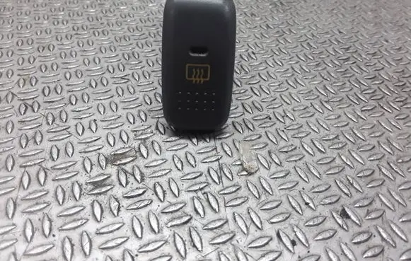 Honda HR-V Windscreen/window heater switch M17071