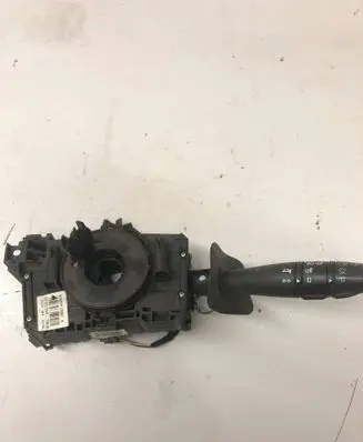 Dacia Logan I Wiper control stalk 8200792587