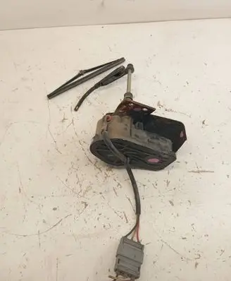 Saab 900 Headlight wiper motor 