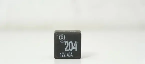 Audi A4 S4 B5 8D Other relay 431951253H