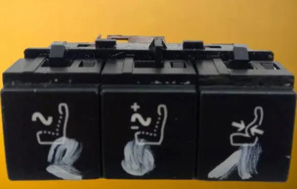 Citroen C4 II Picasso Seat control switch 96781190ZD
