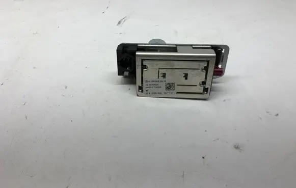 Mercedes-Benz GLE (W166 - C292) Radio antenna A1569050902 2561