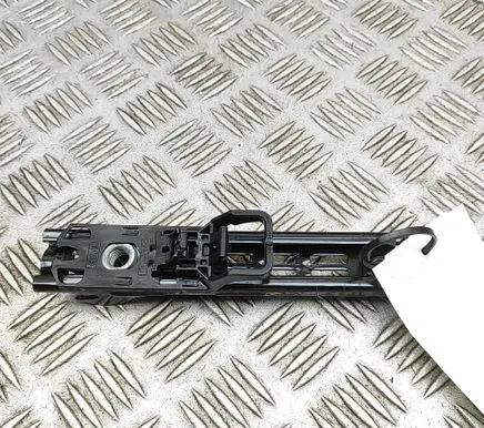 Audi Q4 Sportback e-tron Seat belt height adjuster 565857819A