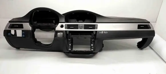 BMW 3 E90 E91 Dashboard 7077817