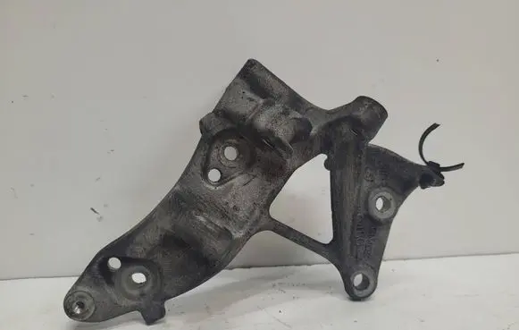 Volvo V50 Generator/alternator bracket 9653249480