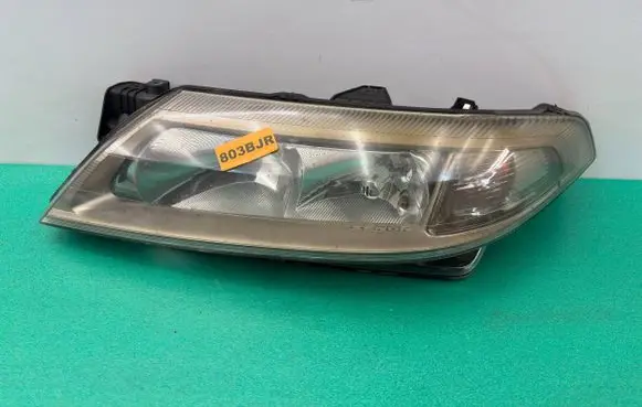 Renault Laguna II Headlight/headlamp 8200207518