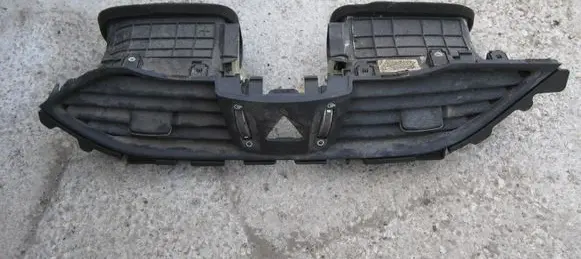 Hyundai i30 Quarter panel pressure vent 97401G4000