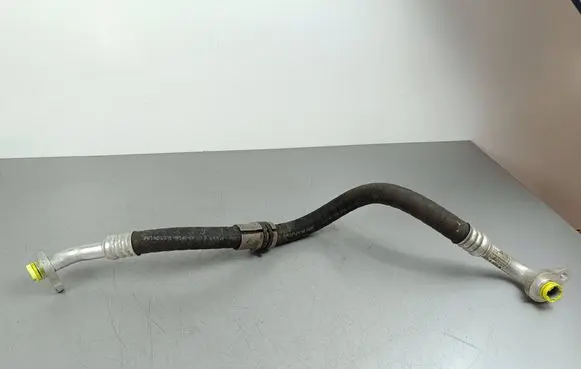 Volvo XC90 Air conditioning (A/C) pipe/hose 32226905